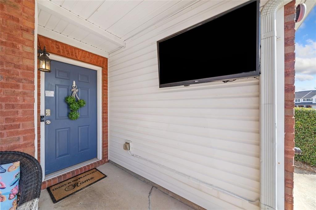 330 Cottonwood Creek Circle, Canton, Georgia image 3
