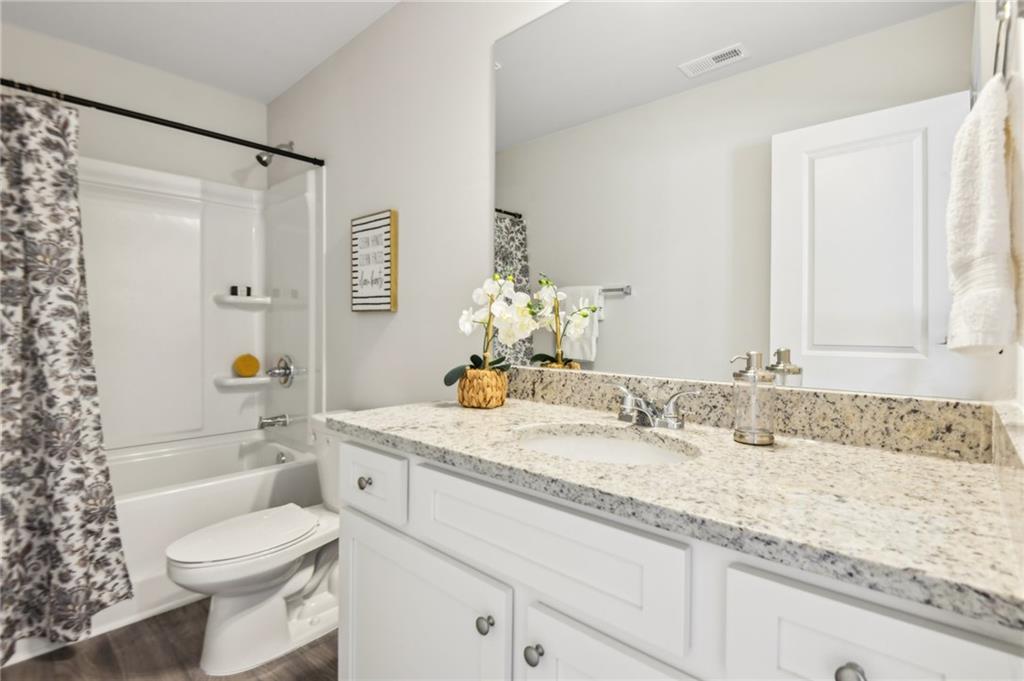 6352 Towhee Way, Morrow, Georgia image 12