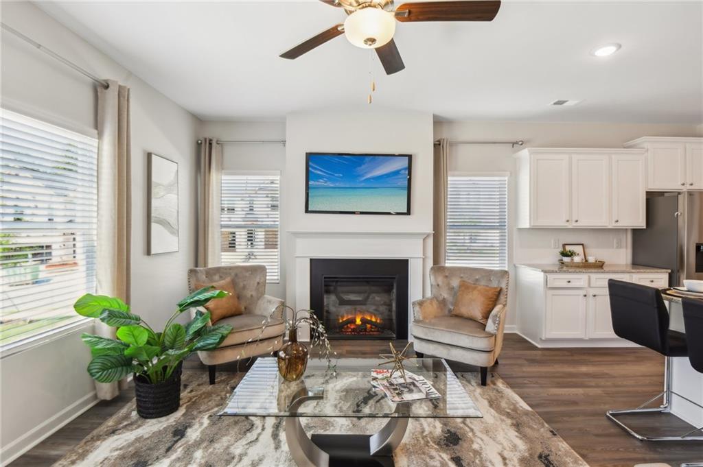 6352 Towhee Way, Morrow, Georgia image 3