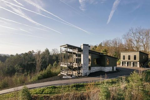 Homes For Sale - 156 Coles Crossing Road<br/> Mineral Bluff, GA 30559