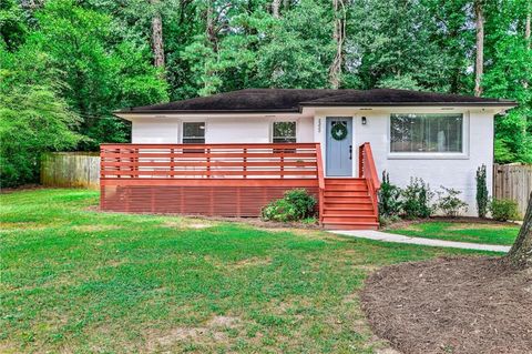 Photo of 2352 Marion Circle, Decatur, GA 30032 (MLS # 7677562)