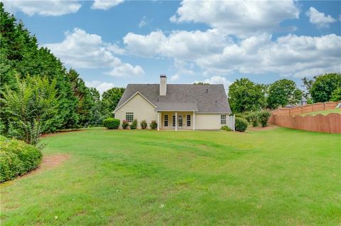 A home in Hoschton