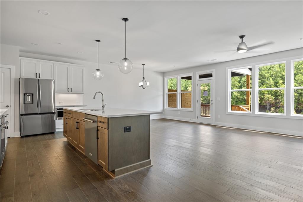 1269 Windmill Parkway
