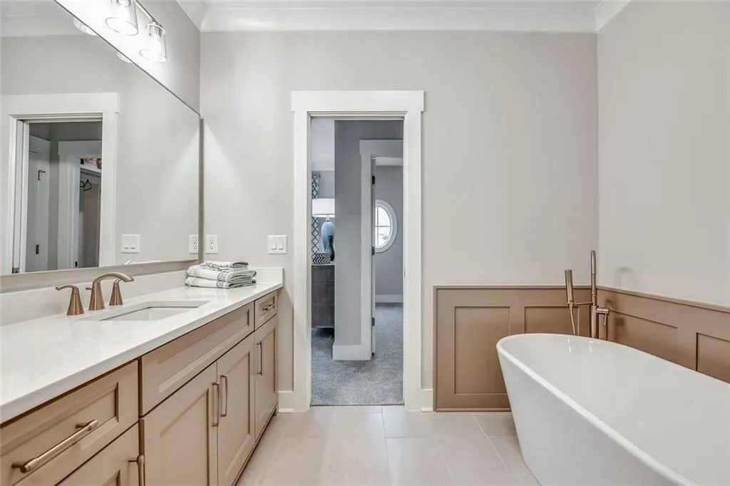 Senoia, Georgia 30276, United States, 3 Bedrooms Bedrooms, ,4 BathroomsBathrooms,Residential,Active,256889