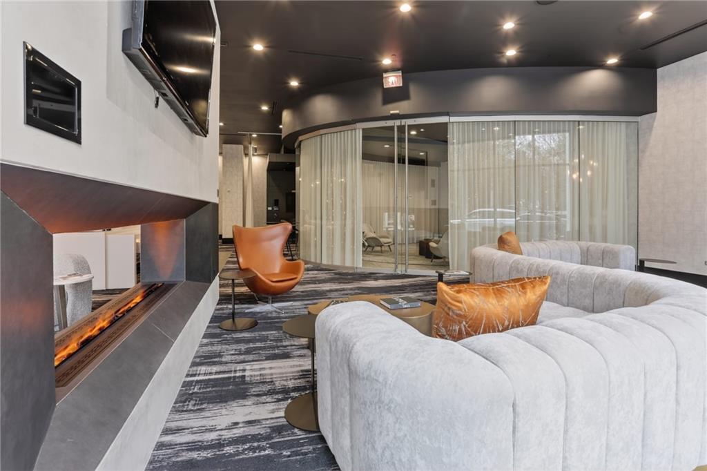 3324 Peachtree Road NE 1312