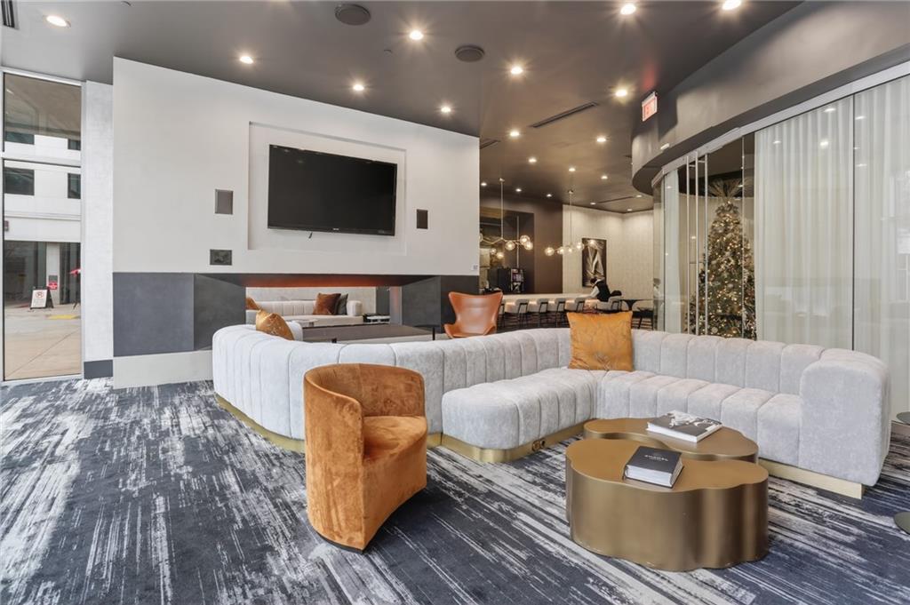 3324 Peachtree Road NE 1312