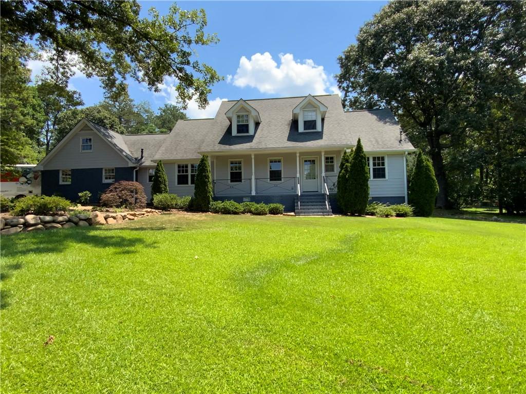 1060 OAK RIDGE Drive