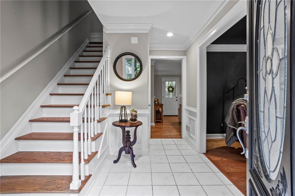 5663 Brookstone Drive, Acworth, Georgia image 8