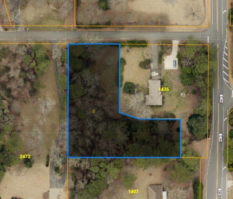 Welcome to a rare opportunity in East Cobb! Tucked away on 0.93 acres in the coveted Walton High School district, this property offers the ideal setting to create your own private retreat. Experience the peace and seclusion of your own oasis while being just minutes from premier shopping, dining, and convenient access to I-75. Discover the endless possibilities this land has to offer!