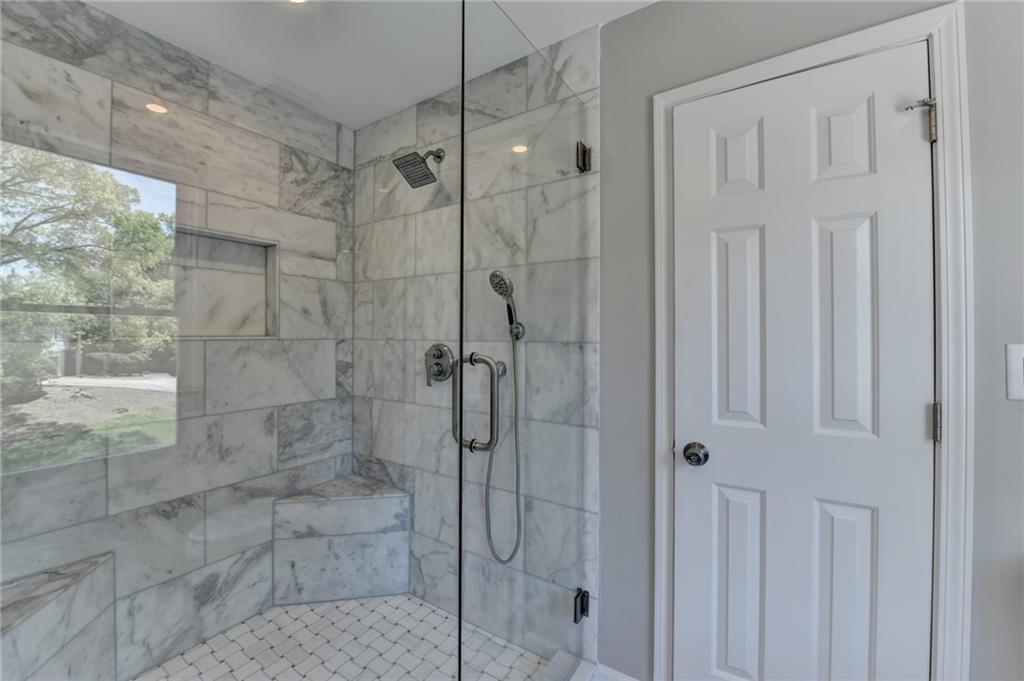 5567 Stapleton Drive, Dunwoody, Georgia image 39