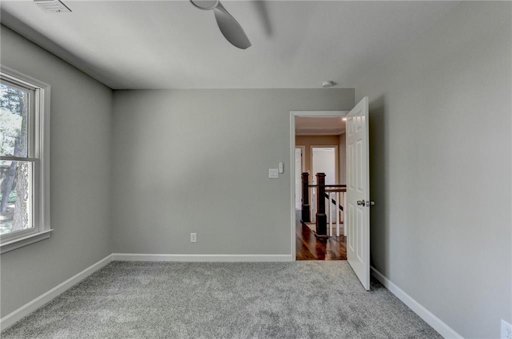 5567 Stapleton Drive, Dunwoody, Georgia image 29