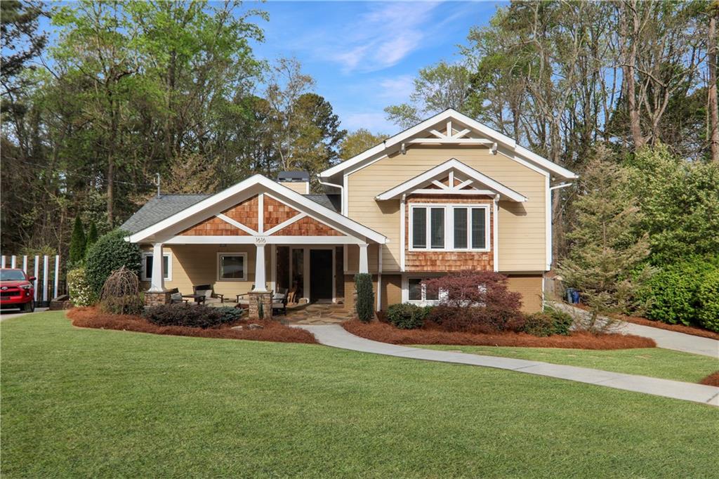 1616 Northlake Springs Court