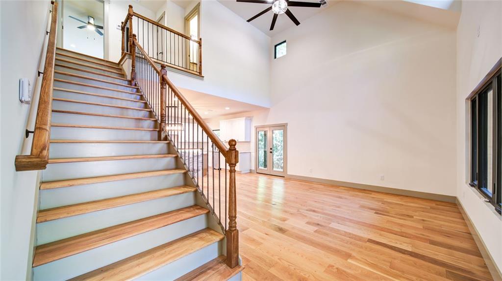 533 Valley Road