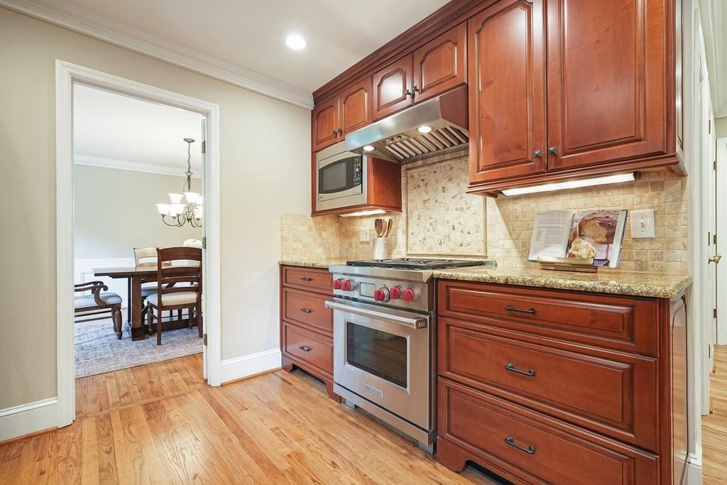 210 Malvern Place, Roswell, Georgia image 23