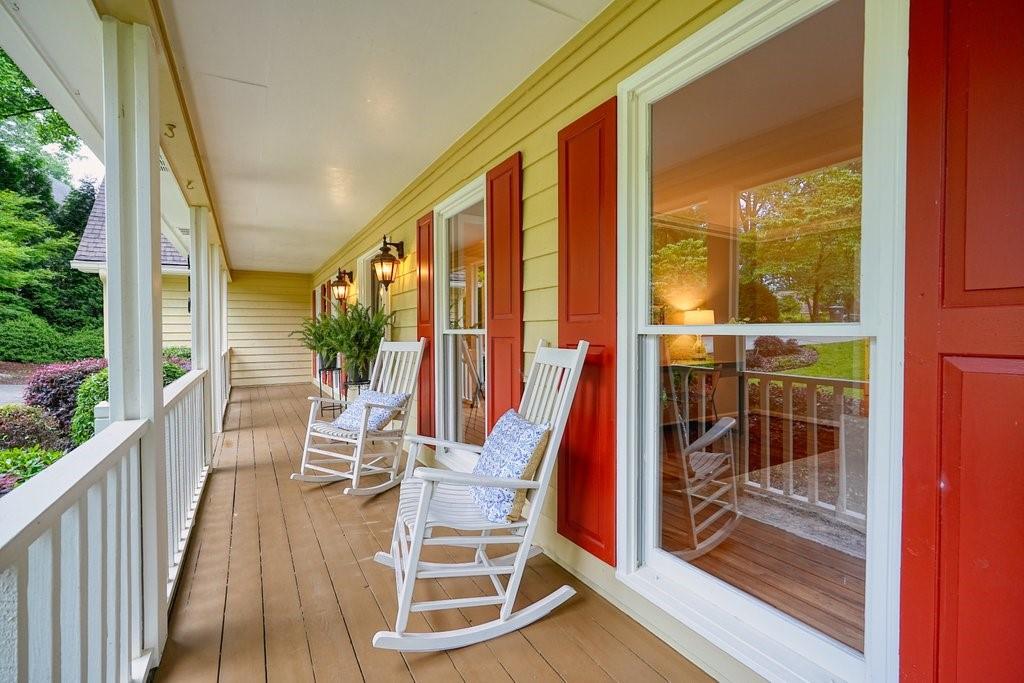 210 Malvern Place, Roswell, Georgia image 14