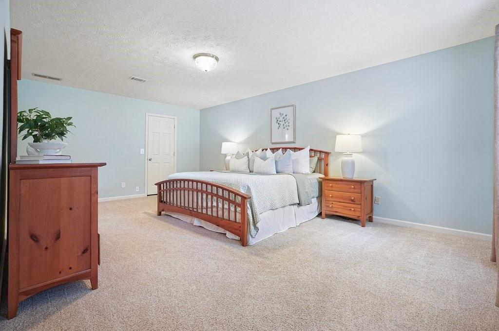 210 Malvern Place, Roswell, Georgia image 32