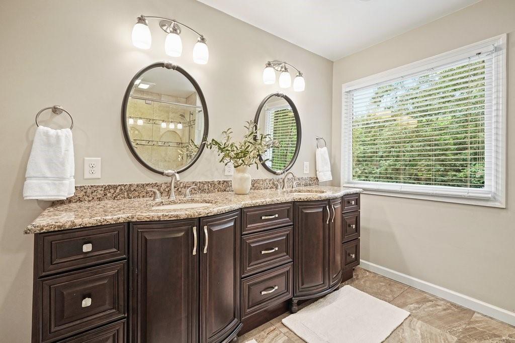 210 Malvern Place, Roswell, Georgia image 35