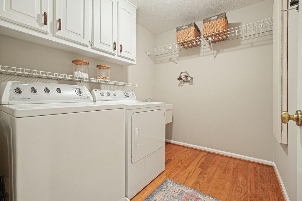 210 Malvern Place, Roswell, Georgia image 31
