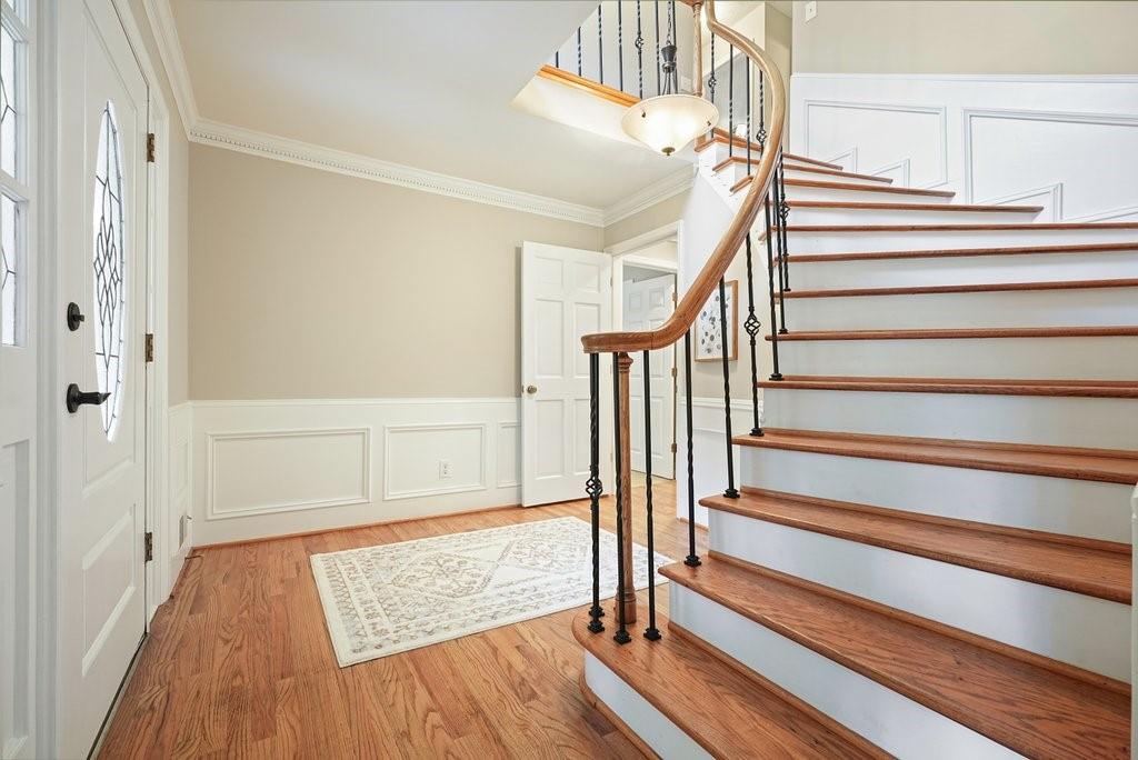 210 Malvern Place, Roswell, Georgia image 16