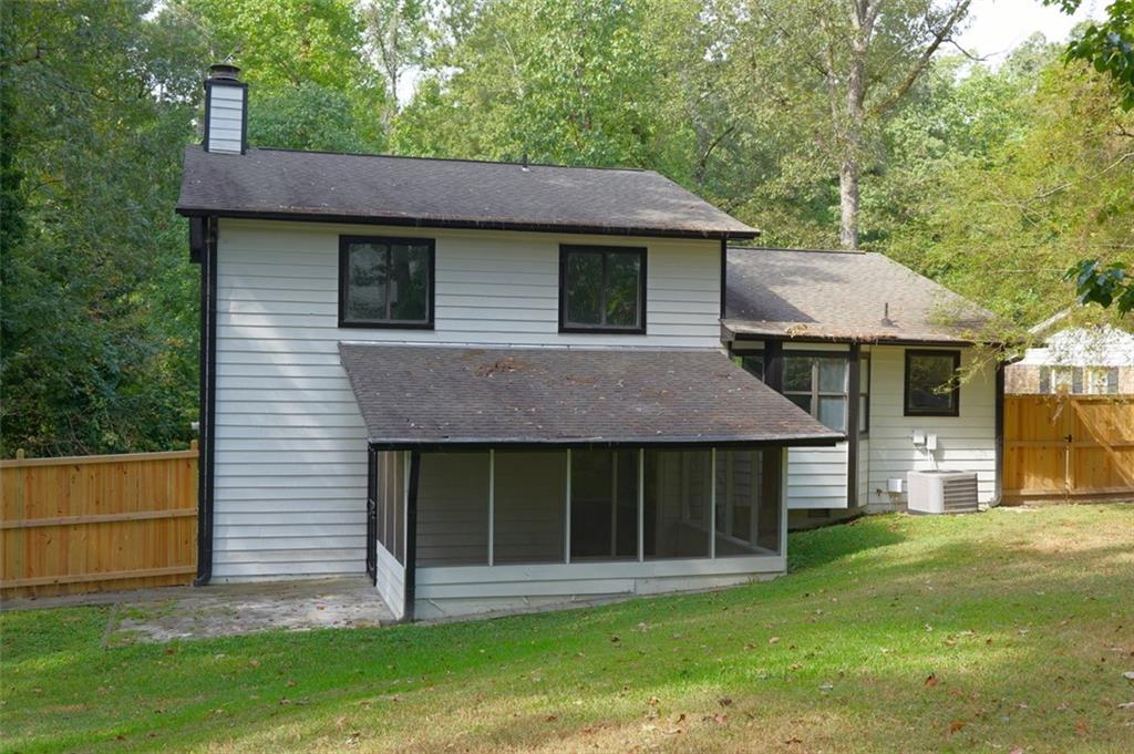 1637 Deer Run Road