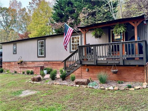 A home in Clarkesville