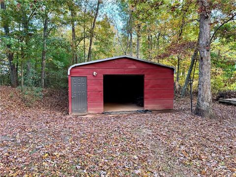 A home in Clarkesville