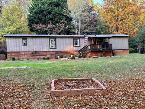 A home in Clarkesville