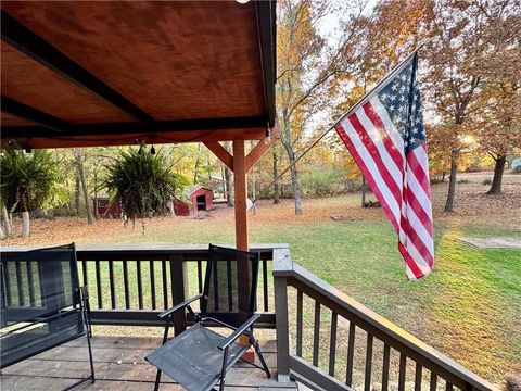 A home in Clarkesville