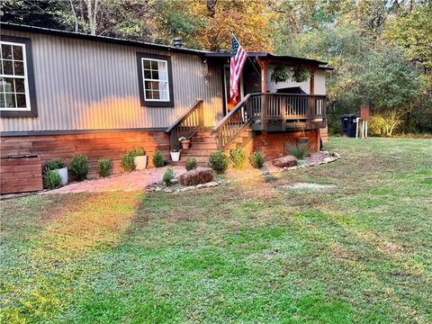 A home in Clarkesville