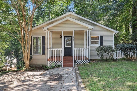 Homes For Sale - 2765 Poplar Lane<br/> Cumming, GA 30041