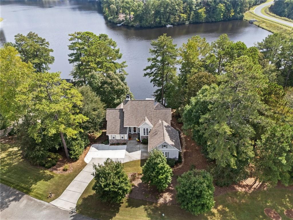 35 Paddleboat Lane