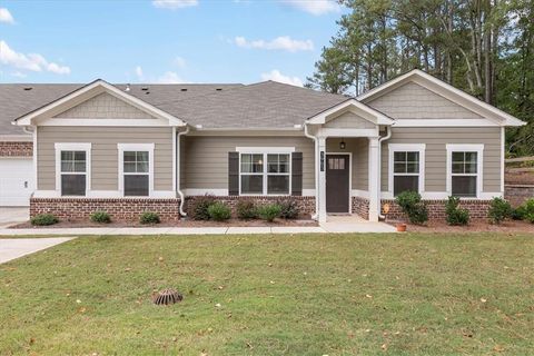 A home in Powder Springs