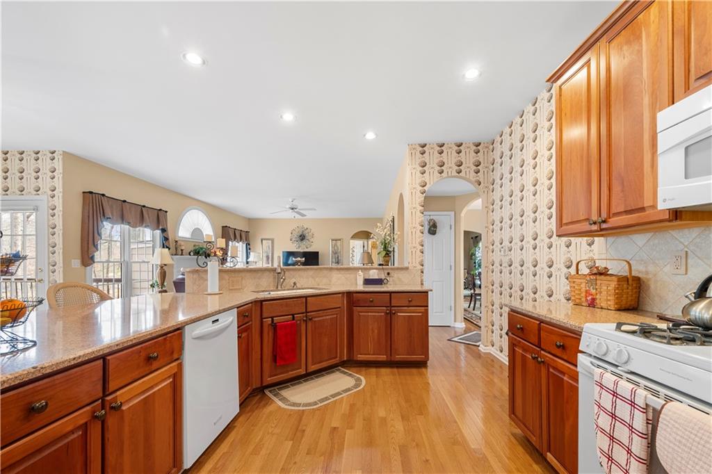 Brookwood Lake - Residential