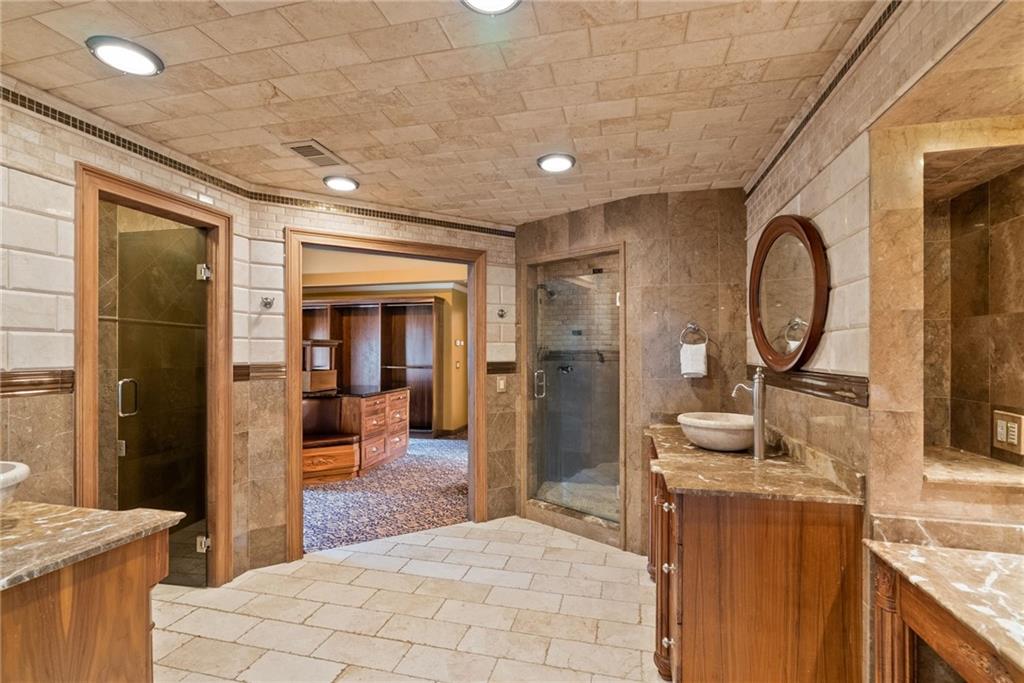 615 Lovinggood Trail, Woodstock, Georgia image 34