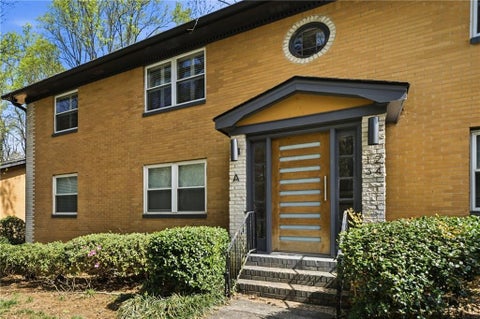 Condo For Sale - 1010 Scott Boulevard #A2<br/> Decatur, GA 30030