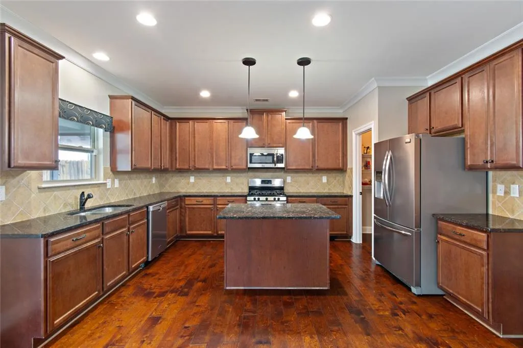 Cumming, Georgia 30040, United States, 4 Bedrooms Bedrooms, ,4 BathroomsBathrooms,Residential,Active,114581