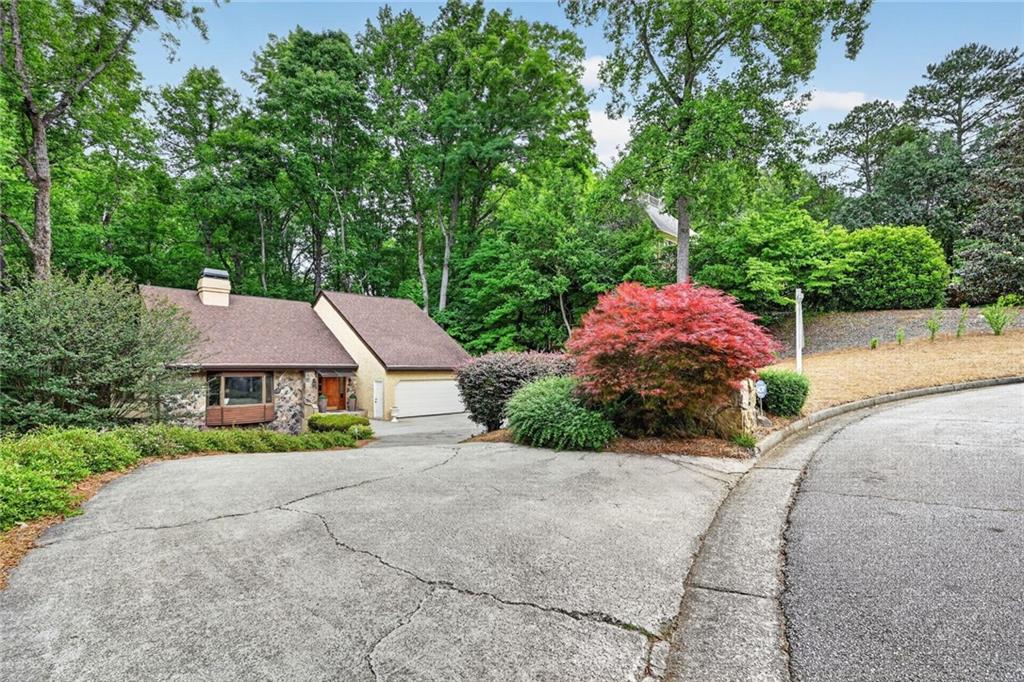 365 Crosstree Lane