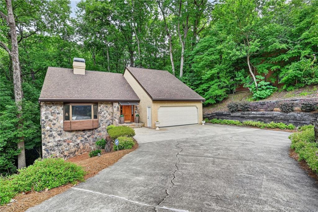 365 Crosstree Lane