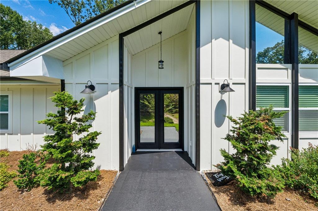 1365 Oakhaven Drive