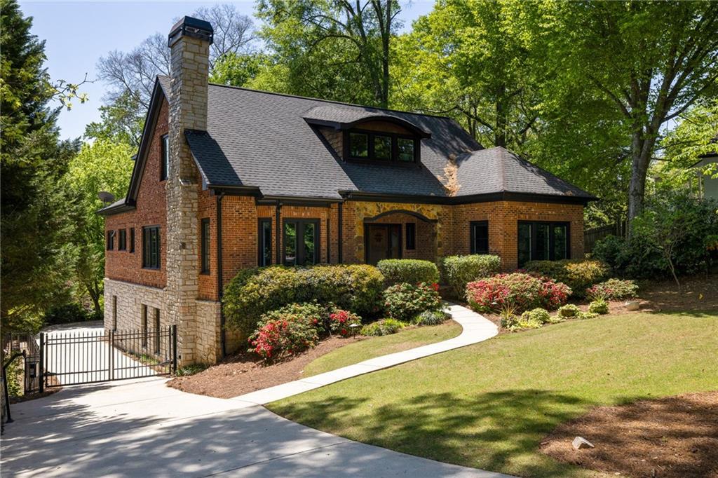 2015 N Decatur Road NE