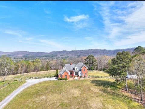 Homes For Sale - 139 Harris Lane<br/> La Fayette, GA 30728