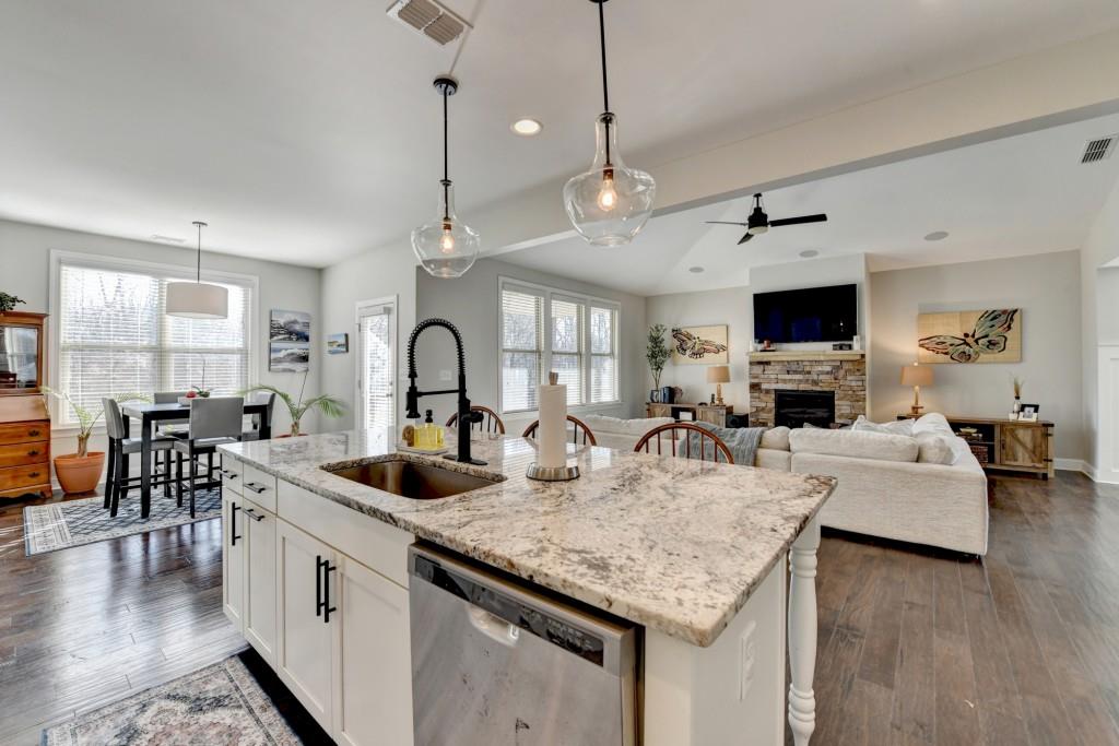 1431 Torrington Drive, Auburn, Georgia image 24