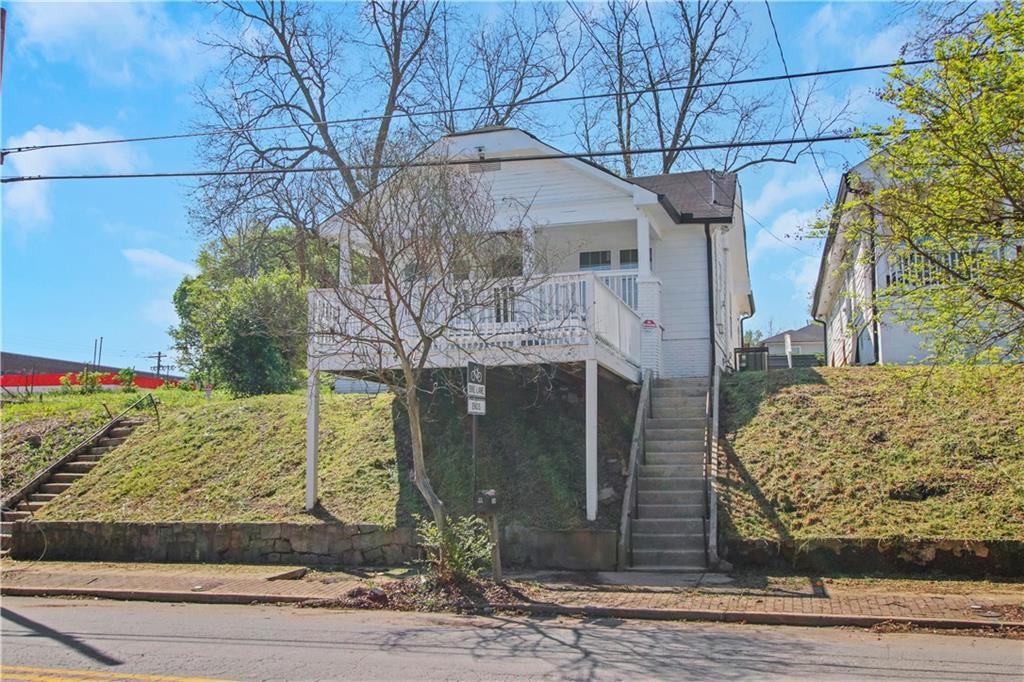 934 Joseph E Bonne Blvd NW