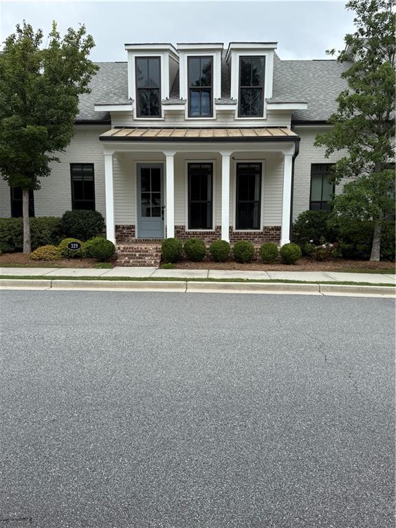 Master on Main | Walk to Avalon & Downtown Alpharetta | Move-In Ready!
Welcome home to this beautifully maintained, move-in ready townhouse in a gated community located in one of Alpharetta’s most prestigious areas! The main-level primary suite offers comfort and convenience, while the two-story open great room adds dramatic space and natural light—perfect for entertaining or relaxing.
Enjoy direct access to the Alpha Loop, ideal for biking, walking, or rollerblading. You’re just a short walk to Avalon and Downtown Alpharetta, with top-rated dining, shopping, and entertainment right at your doorstep. Easy access to GA-400 makes commuting a breeze.
This home faces the neighborhood's landscaped park, providing an open, airy feel both inside and out.
Don’t miss the open house, or schedule your private tour today—photos can’t capture how special this home truly is!
Open house scheduled for Saturday, August 16 from 12:00pm-3:00pm