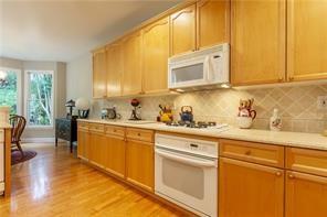 1635 Reserve Circle