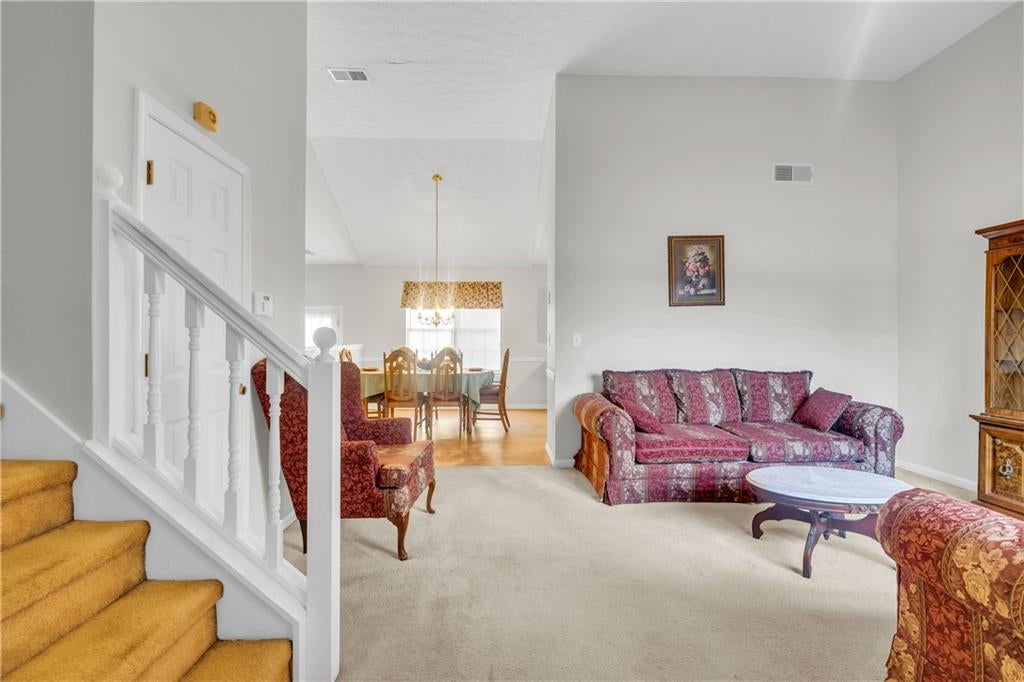 1289 Labrador Lane