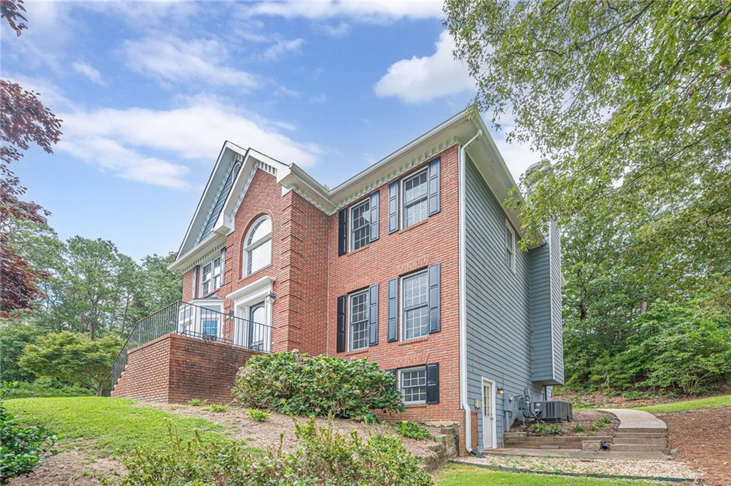 1001 Ashfern Walk