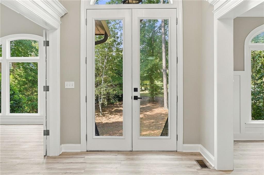 4 Irwin Court NW