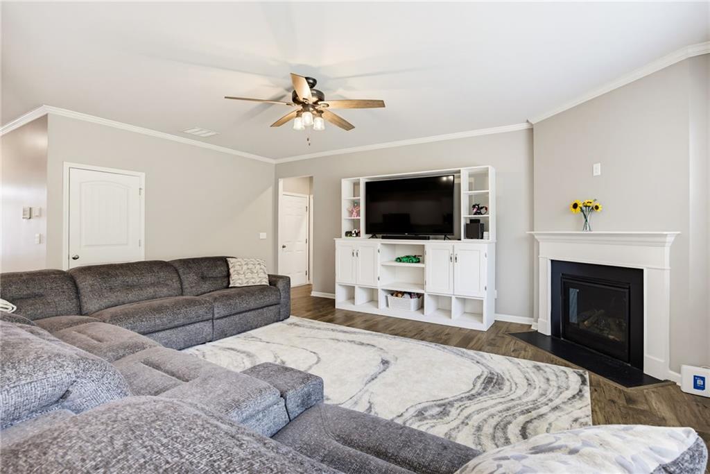 371 Highgrove Way