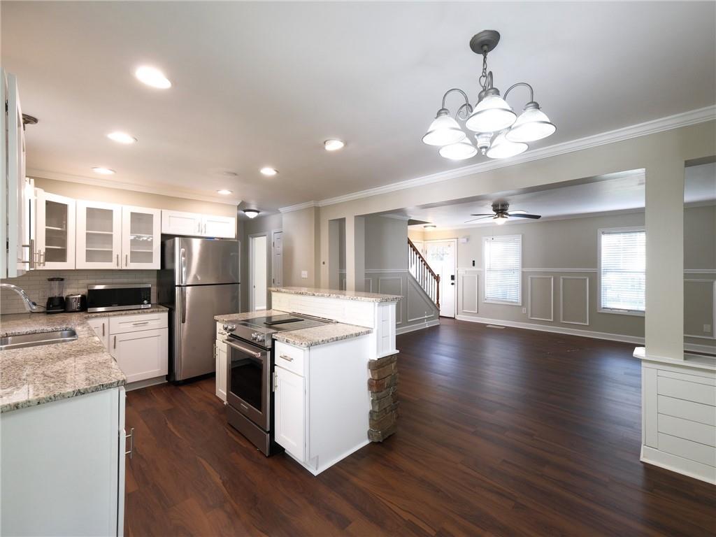 3225 Harris Drive